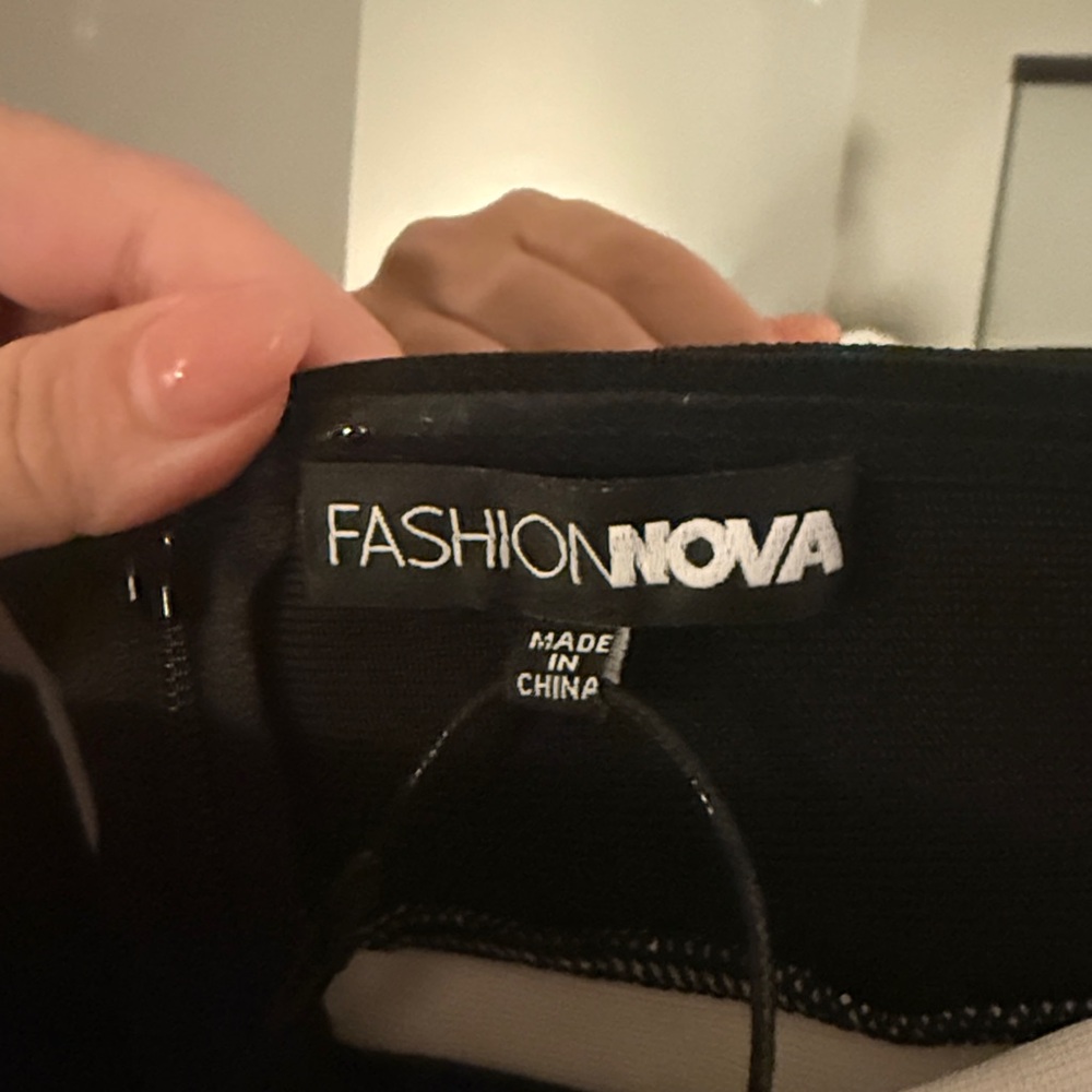 Fashion nova Black and White striped mini Dress - Picture 2 of 2